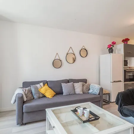 Perot - Welkeys Apartment *